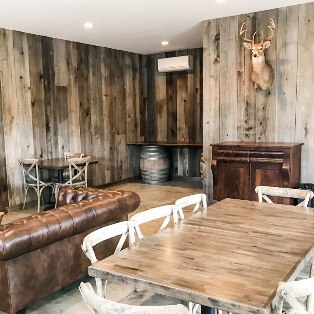 A wedding venue groomsmen suite at Fleetwood Farm Winery in Leesburg, Virginia.